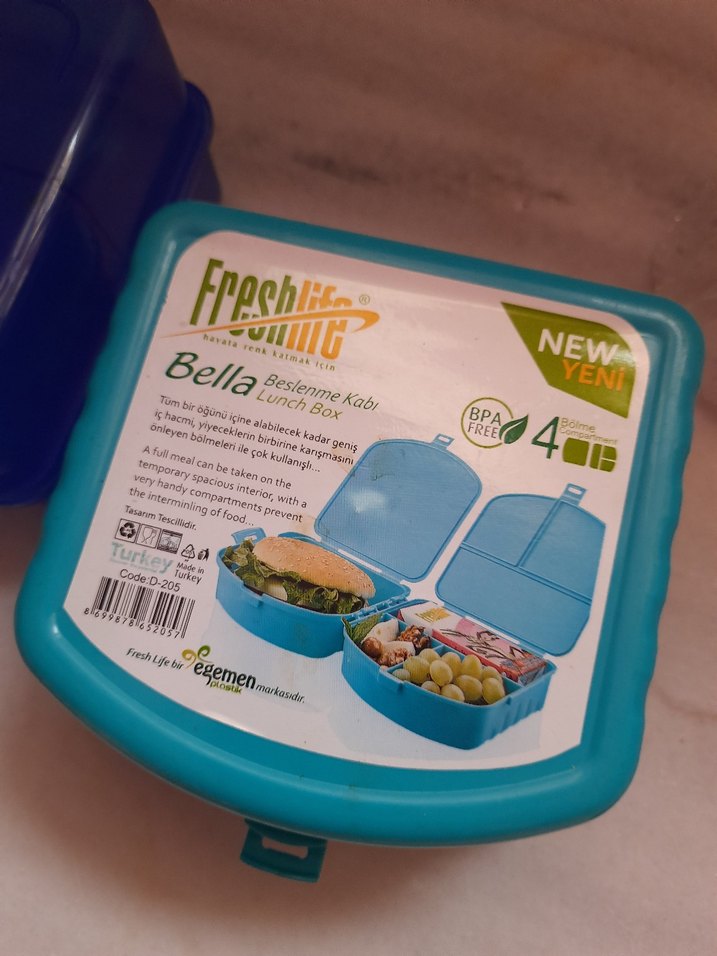 Renkli Bebek Biberonları ve Saklama Kutuları - Görsel 3