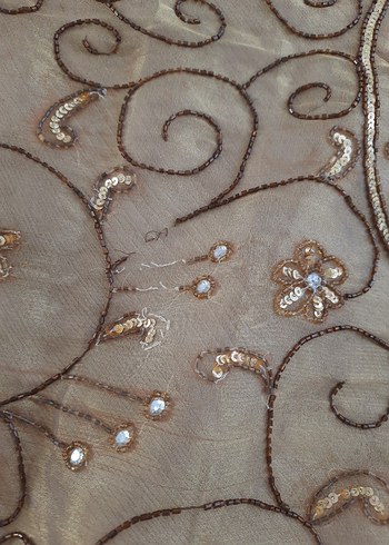 Kahverengi Nakışlı Masa Örtüsü - Görsel 5