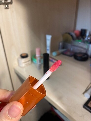 Avon avon dudak yağı