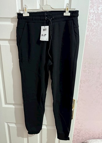 Erkek Siyah Fermuarlı Rahat Eşofman - Görsel 8