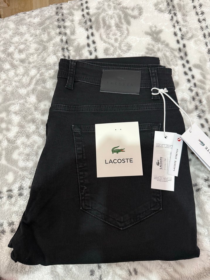 Lacoste Siyah Düğmeli Regular Fit Kot Pantolon - Görsel 3