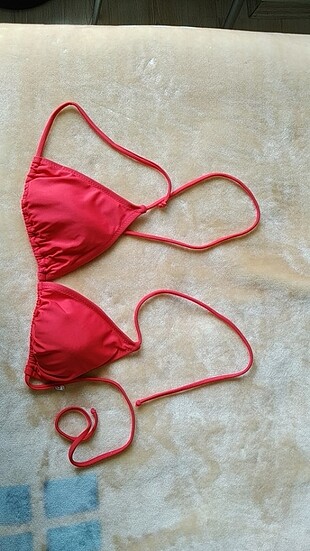 Bikini üstü