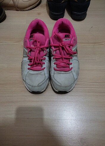 Nike 38.5