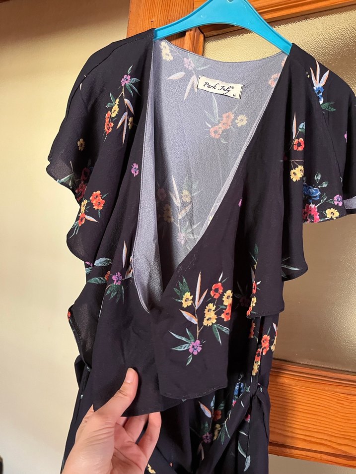 Bohem Siyah Çiçekli Uzun Elbise - Görsel 2