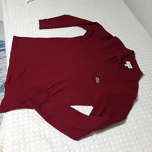 Lacoste sweatshirt
