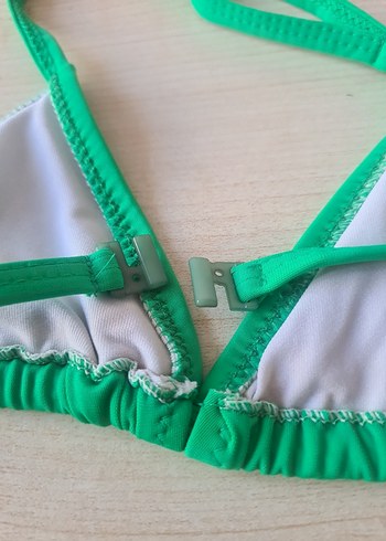 4 Yaş Beden Yeşil İpli Kız Çocuk Bikini Takımı