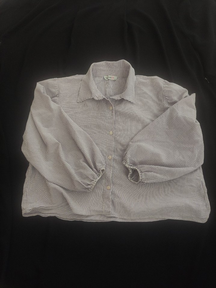 Düğmeli Uzun Kollu  Gömlek - Görsel 2