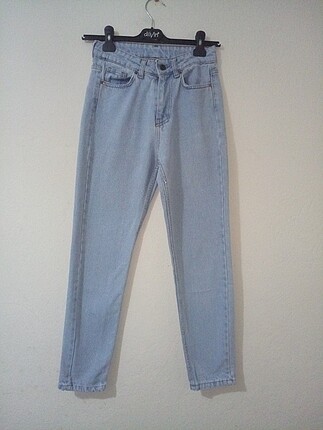 Mom jeans