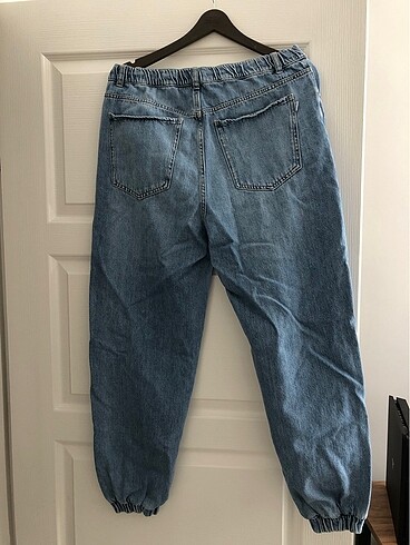 42 Beden mavi Renk Bershka Jogger Jean