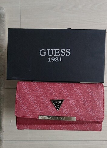 Guess Guess Replika Kadın Cüzdan 
