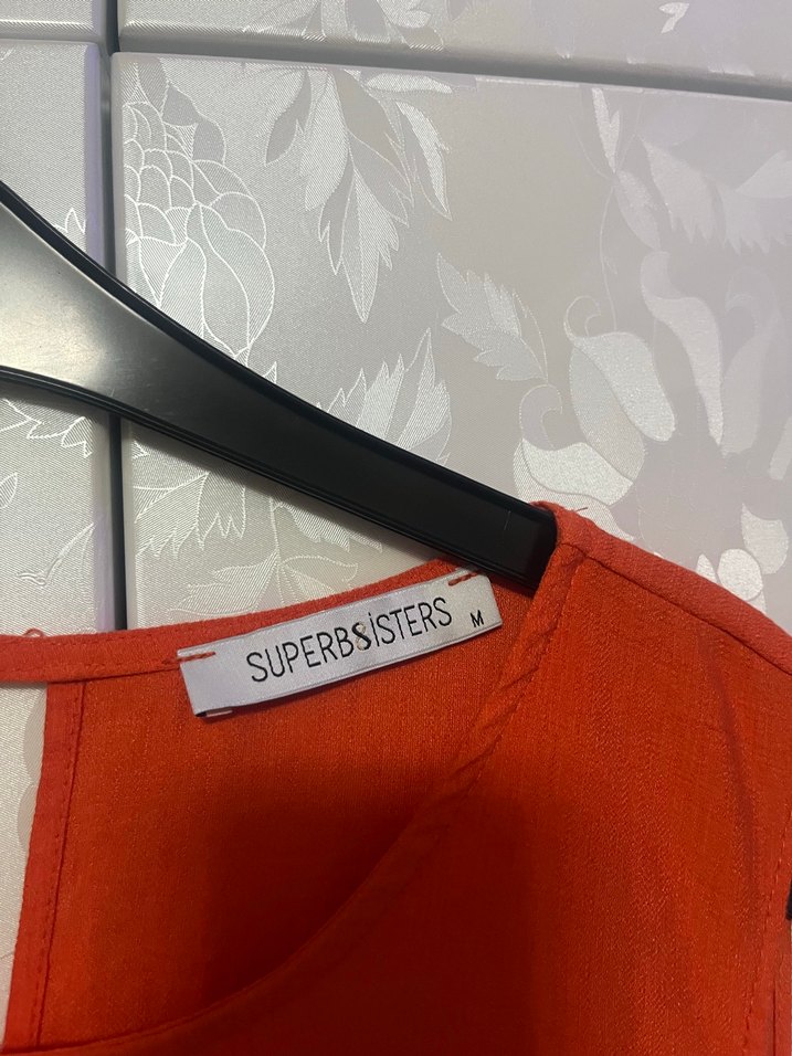 Turuncu Elbise - Görsel 3