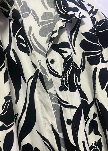 Siyah beyaz desenli elbise - Görsel 5