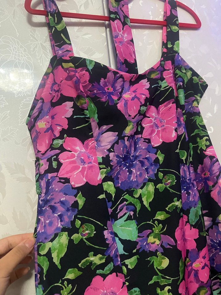 Çiçekli elbise - Görsel 2