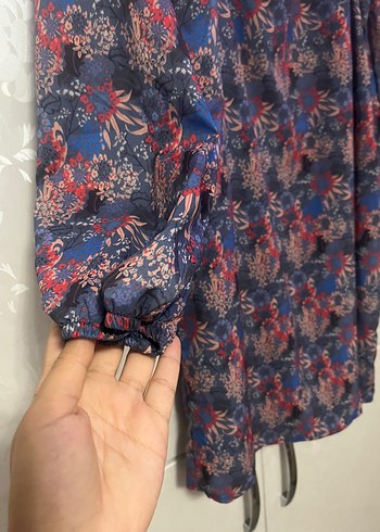 Desenli elbise - Görsel 2