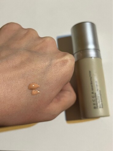 Becca Becca Velvet Blurring Primer Baz
