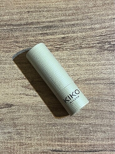 Kiko Green Me 100 Universal Nude Ruj