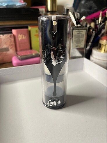 Sephora Kat Von D Lock It Primer Makyaj Bazı