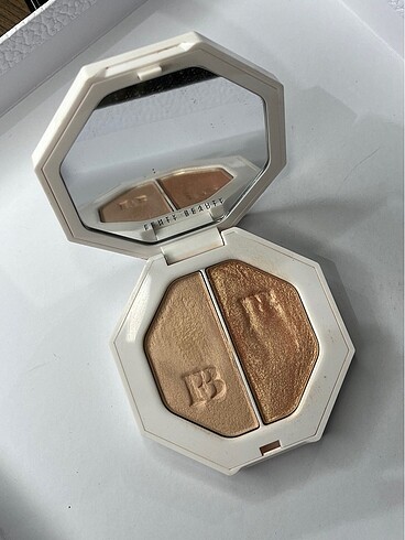  Beden Fenty Beauty Highlighter