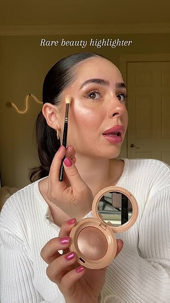  Beden Renk Rare Beauty Mesmerize Aydınlatıcı Highlighter