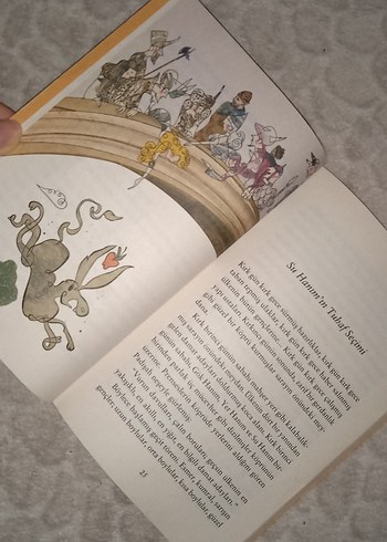 Beden Renk Ahmet Ümit - Olmayan Ülke (Resimli)