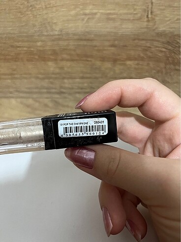 Diğer rival likit far far paleti hediyeli