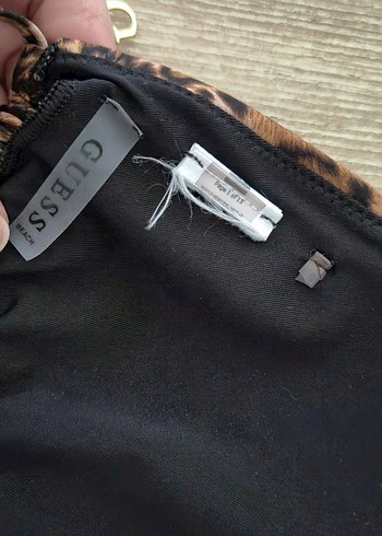 GUESS Leopar Desenli Bağlamalı Bikini Üstü - Görsel 7