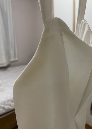 Beyaz İnce Askılı Kısa Elbise - Görsel 4