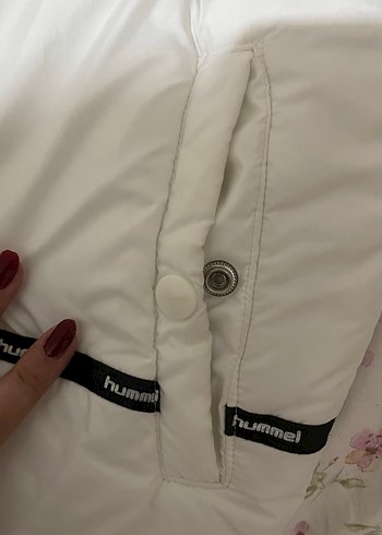 Beyaz Fermuarlı Kadın Kışlık Mont - Görsel 3