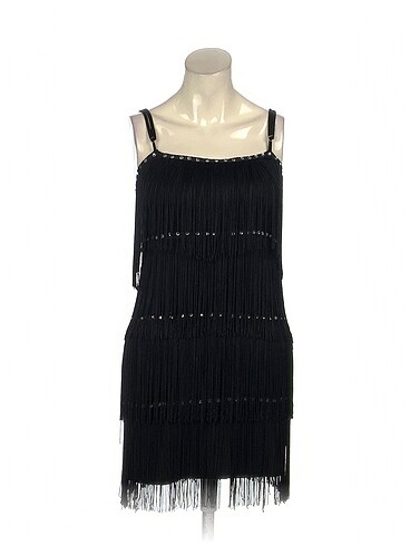 PreLoved Kısa Elbise %70 İndirimli.