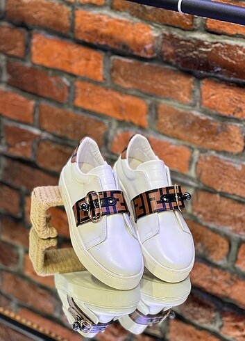Fendi ayakkabı 