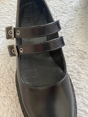 39 Beden siyah Renk Stradivarius mary jane ayakkabı tırtıklı tabanlı