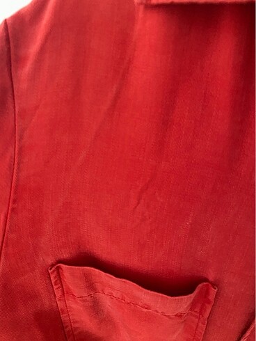m Beden kırmızı Renk Zara gömlek