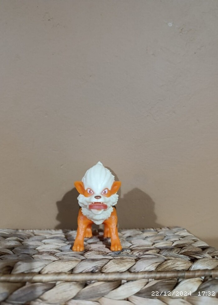 ARCANINE BURGER KING 2018 - Görsel 2