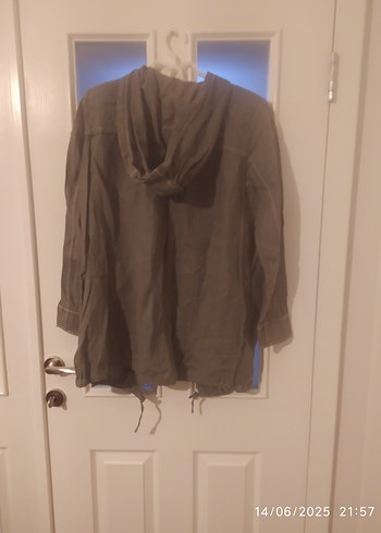 Düğmeli  kapüşonlu haki rengi Keten   mevsimlik mont - Görsel 2