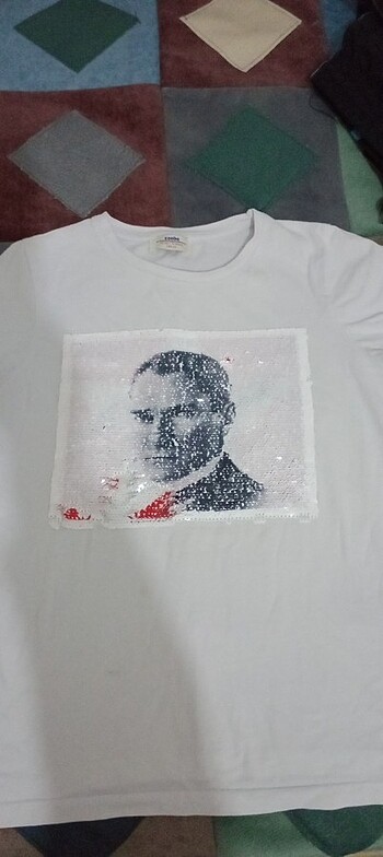 Atatürk baskılı tişört 