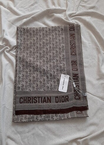  Beden Christian dior şal