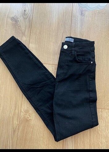 Bershka Jean