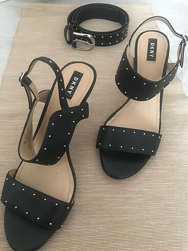 DKNY Topuklu Sandalet