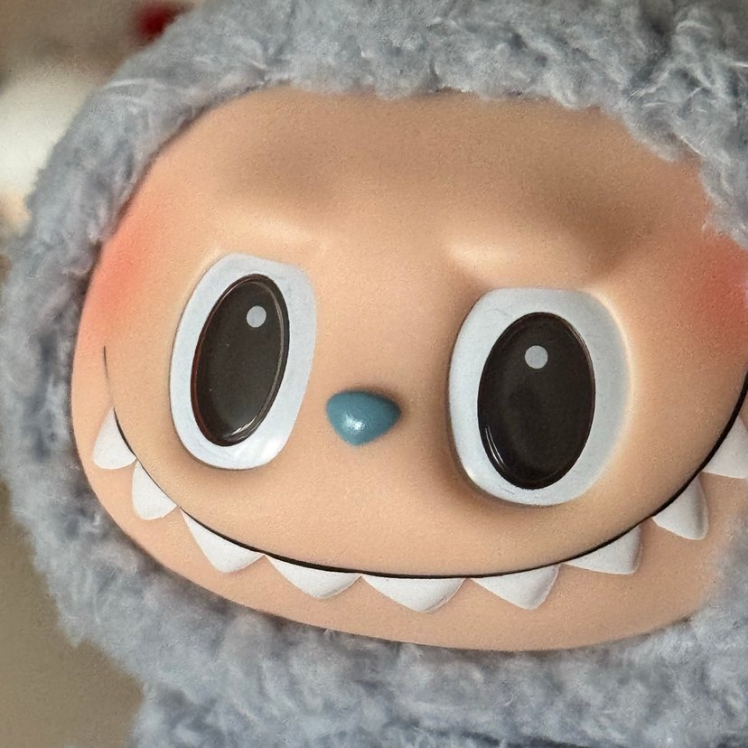 Labubu Sea Salt Macaron - Görsel 3