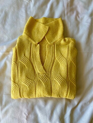 Sarı örme kazak - Görsel 4