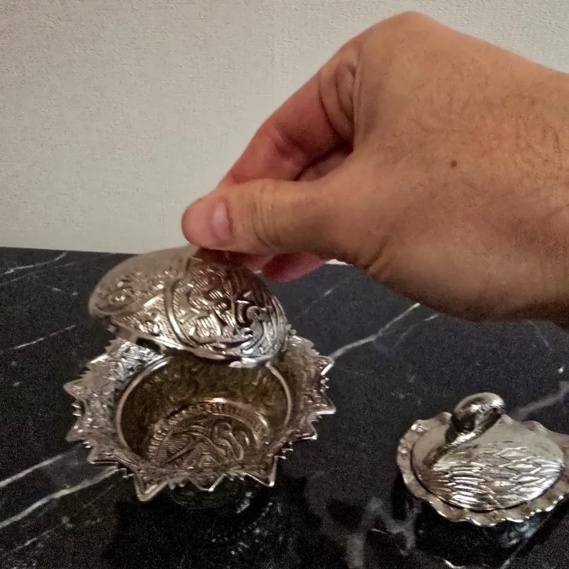 Yılan Desenli Altın Renkli Sofra Takımı - Görsel 2