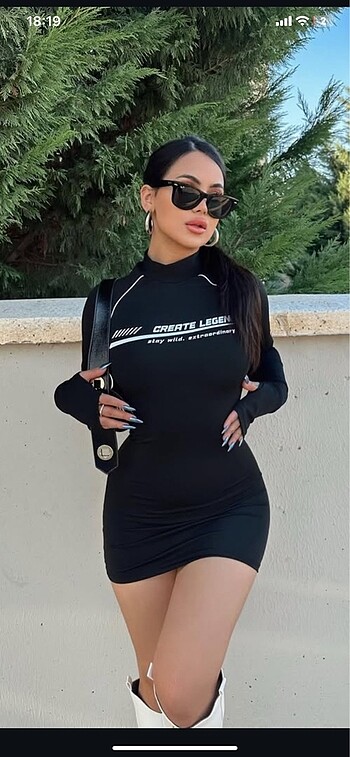 Siyah Mini Elbise
