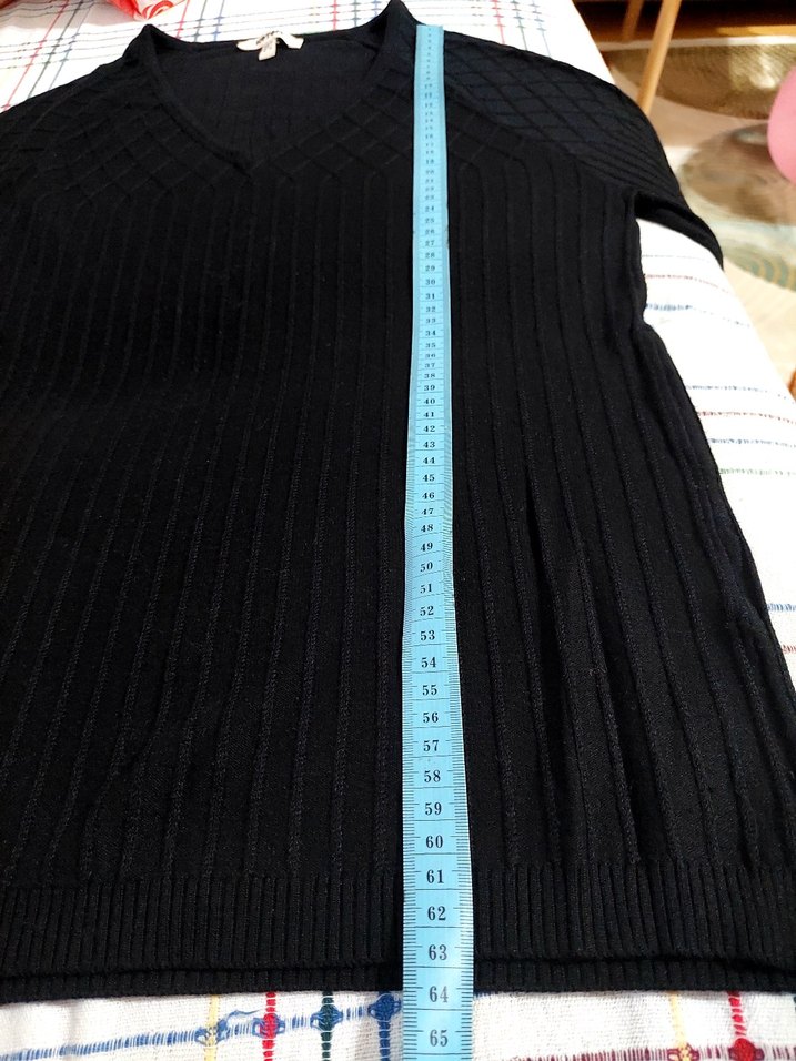 Siyah V Yakalı Örgü Kadın Kazak - Görsel 5