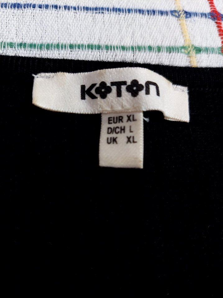 Siyah V Yakalı Örgü Kadın Kazak - Görsel 2