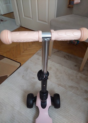 Pembe Çocuk Scooter'ı - Görsel 7