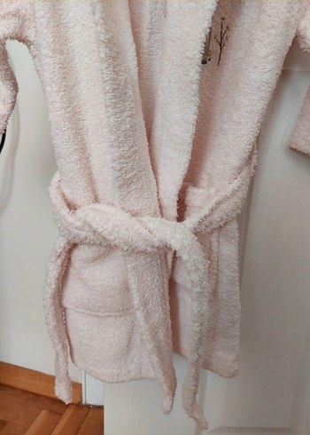 Nakışlı Pembe Kız Çocuk Bornozu - Görsel 3