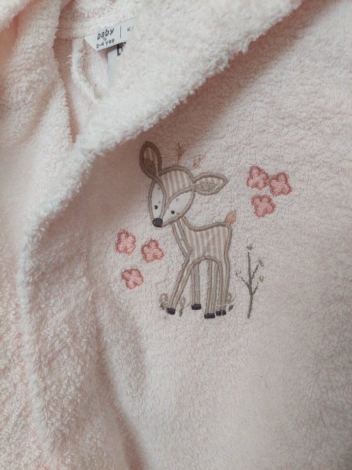 Nakışlı Pembe Kız Çocuk Bornozu - Görsel 4