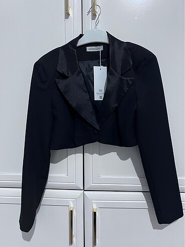 Kısa blazer ceket