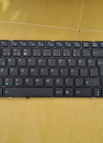 Asus k52 klavye