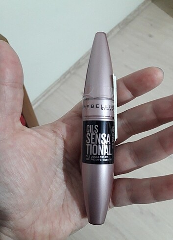 Maybelline lash sensational maskara